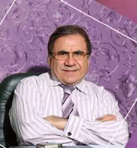 دکتر رفیع پرنیا بهترین متخصص ابدومینوپلاستی در تهران