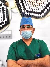 دکتر ناصر یاهو جراح خوب برای لیپوماتیک